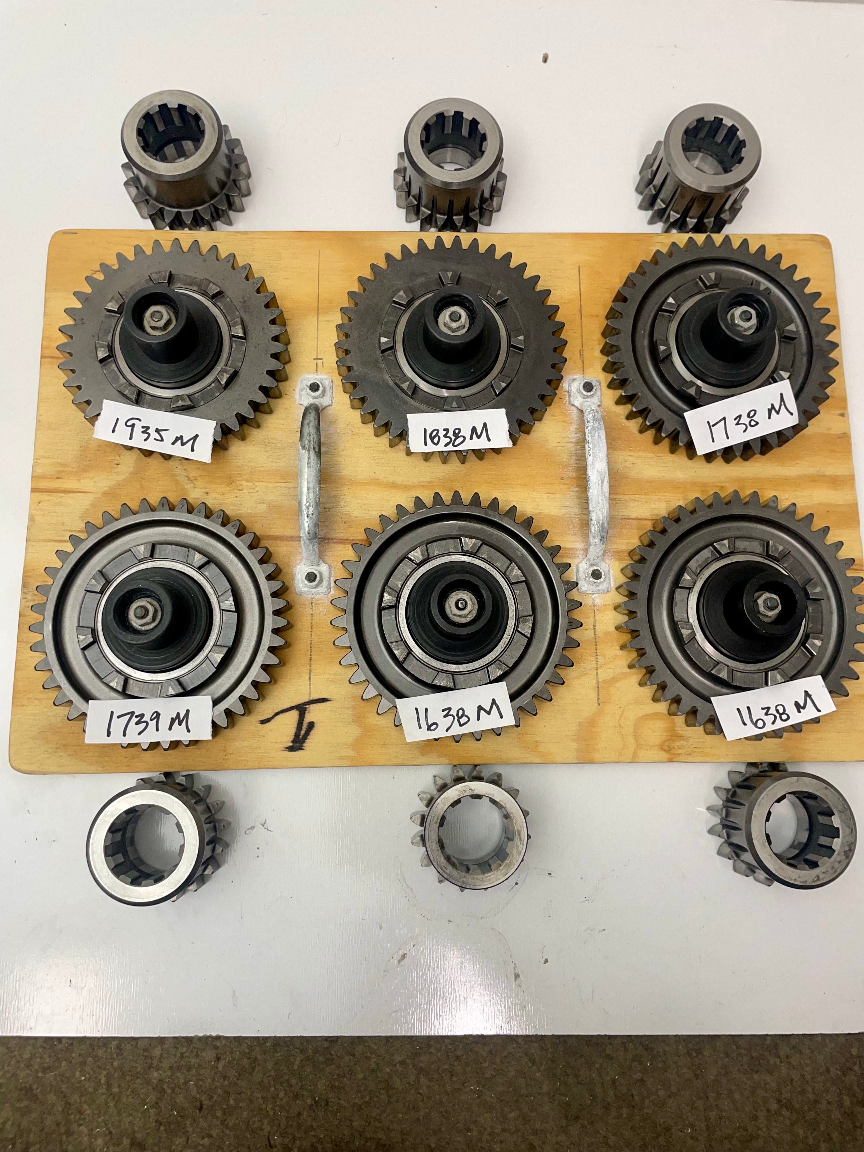 CUSTOM RED BOX w 17 DGB Gear Pairs